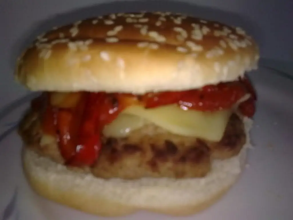 Гамбургер просто и вкусно