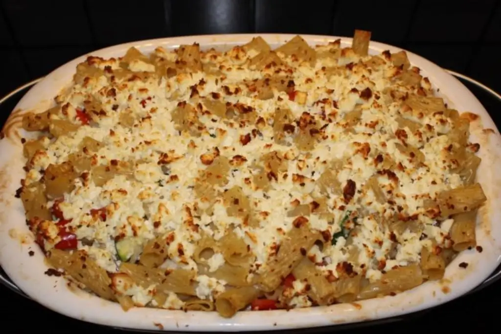 Запеканка из макарон с тортильони и филе куриной грудки