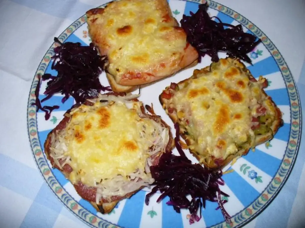 Тост с грудкой индейки