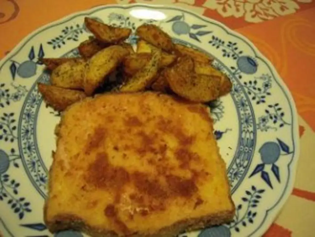 Leberkäse с начинкой из сыра Франкендам