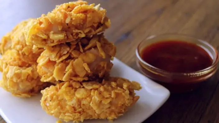 Кукурузные хлопья Куриные наггетсы
