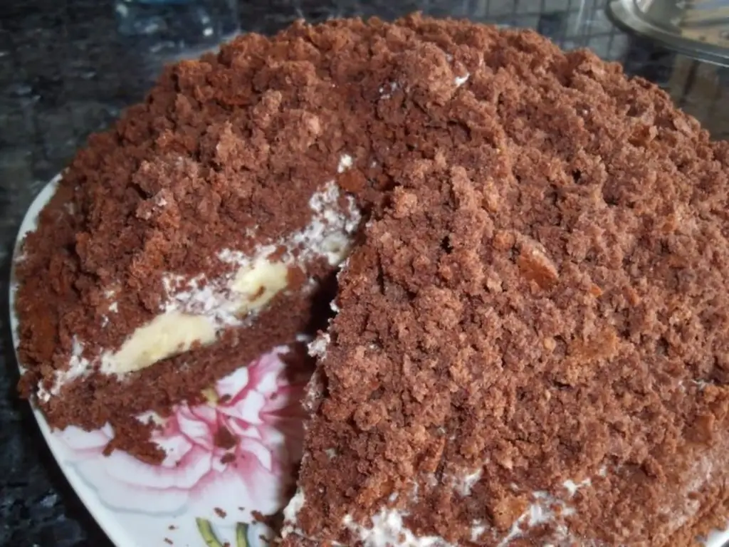 Кротовый торт с бананами