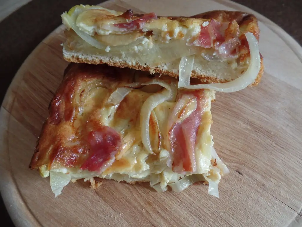 Луковый торт Классический