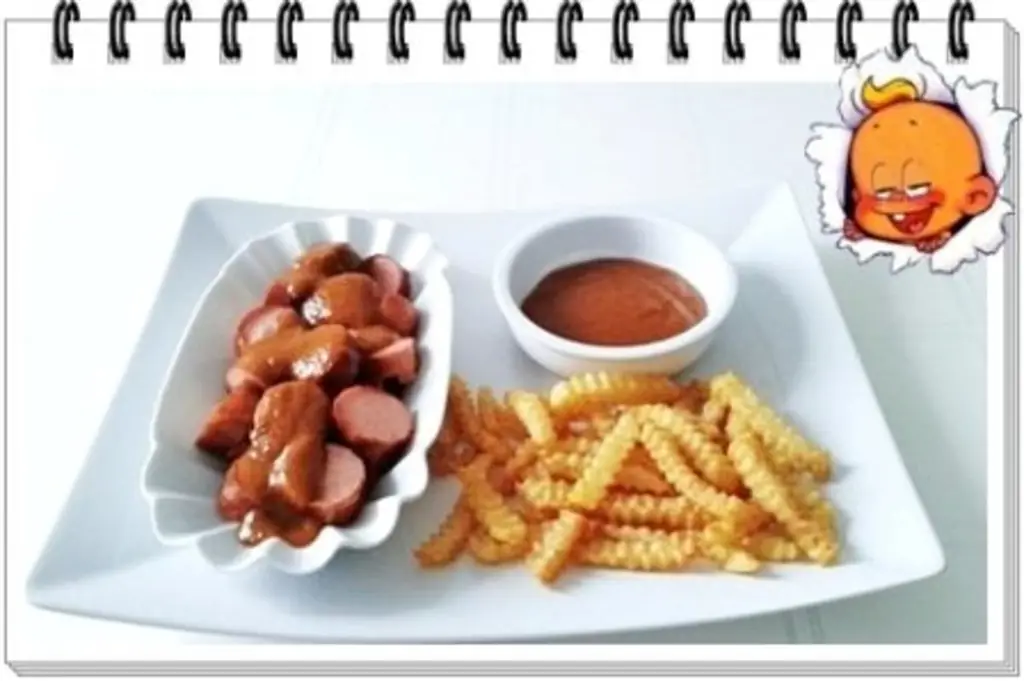 Currysaucecurrywurstпо-домашнему жареная нарезка