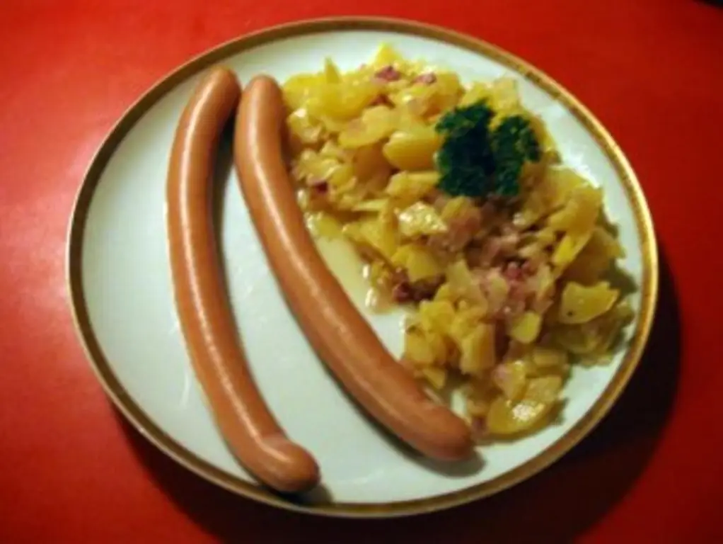 Картофельный салат с беконом и Винерле