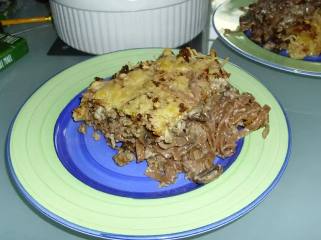 Запеканка из макарон с говяжьим фаршем