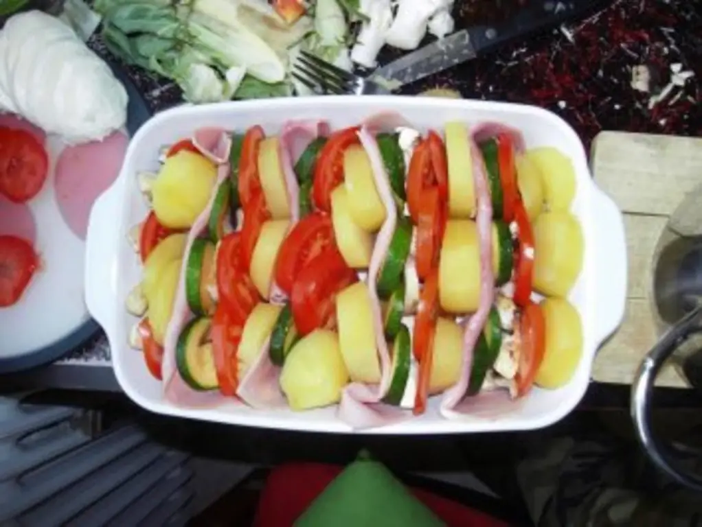 Овощная запеканка с ветчиной