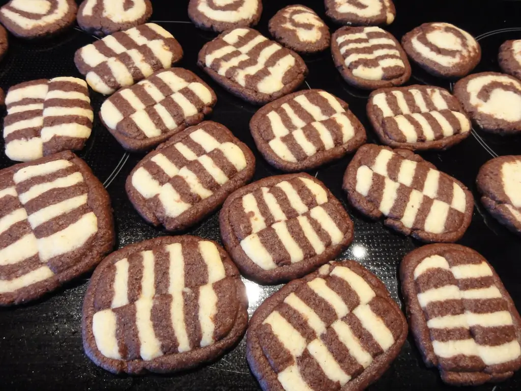 Cookies: ЧЕРНО-БЕЛОЕ