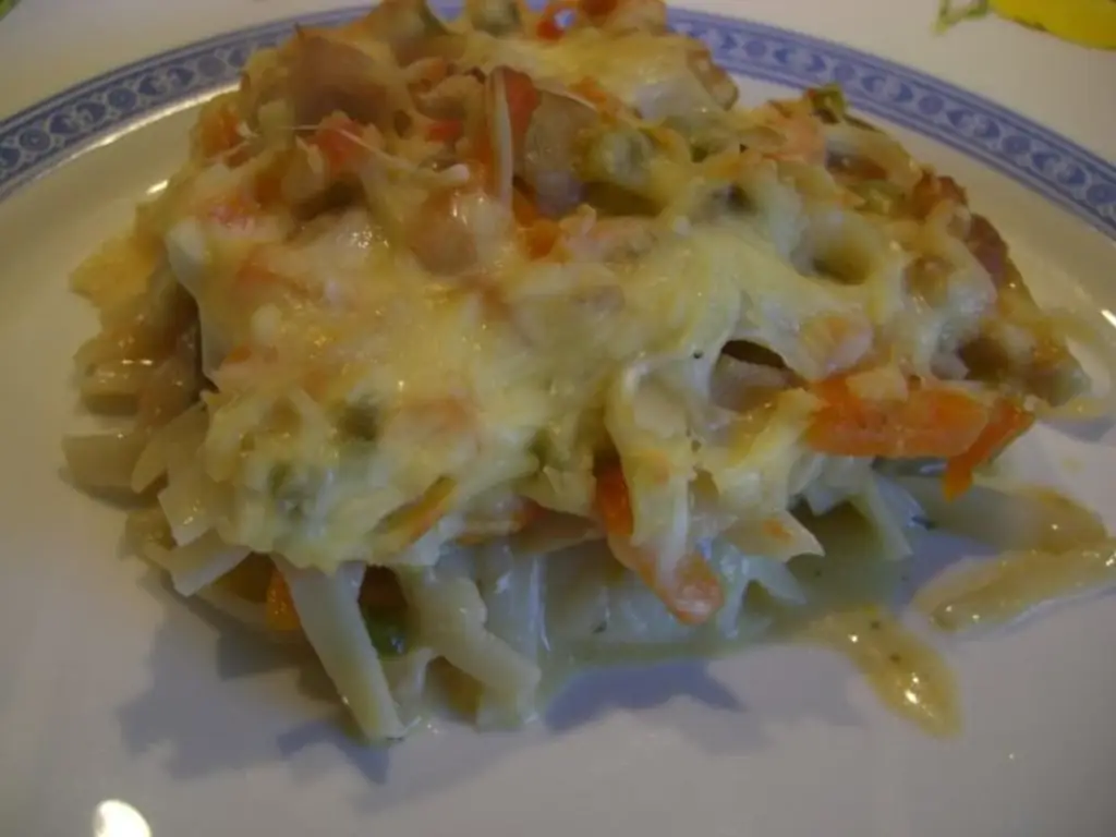 Запеченный лингвини с куриной грудкой согласно Weight Watchers