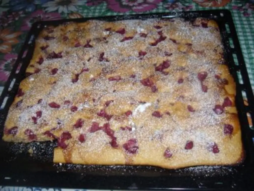 Вишневый пирог из формочки