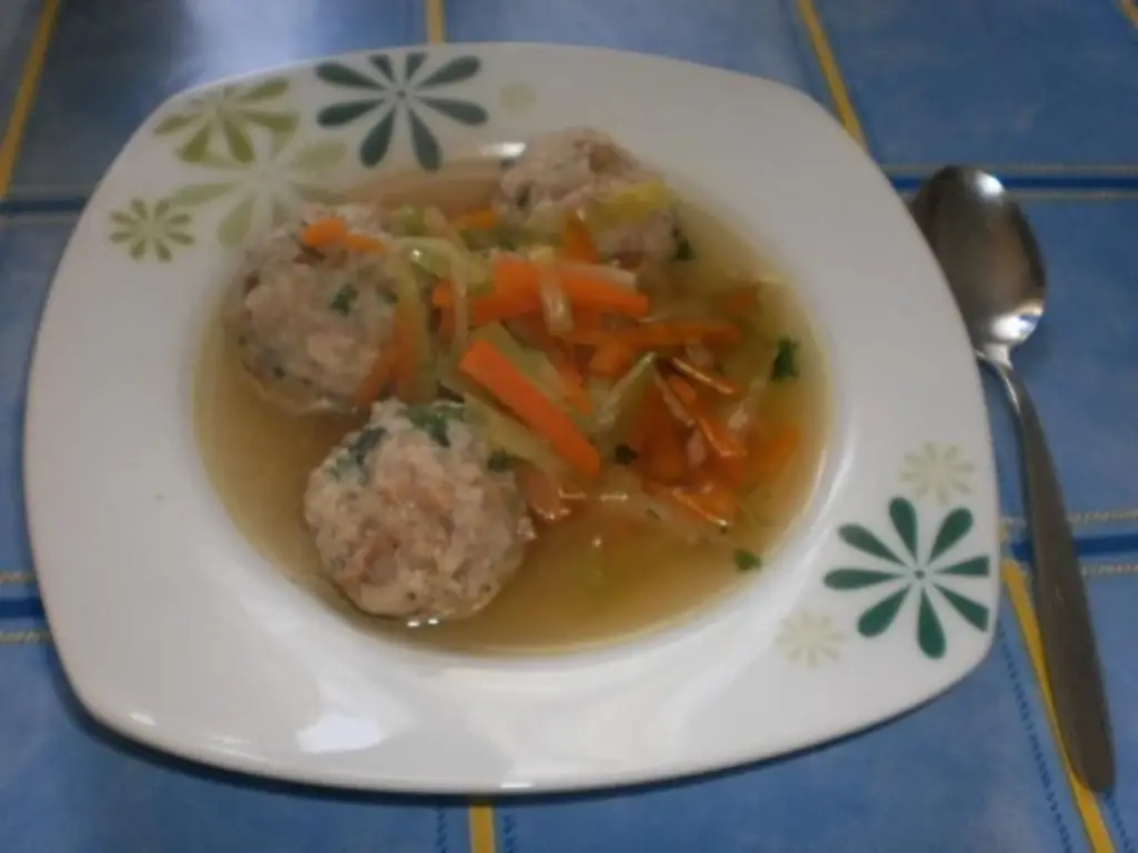 Тирольский суп с клецками
