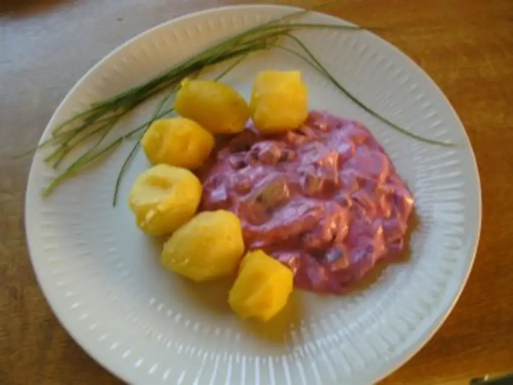 ""Pink Lady"" Салат из сельди