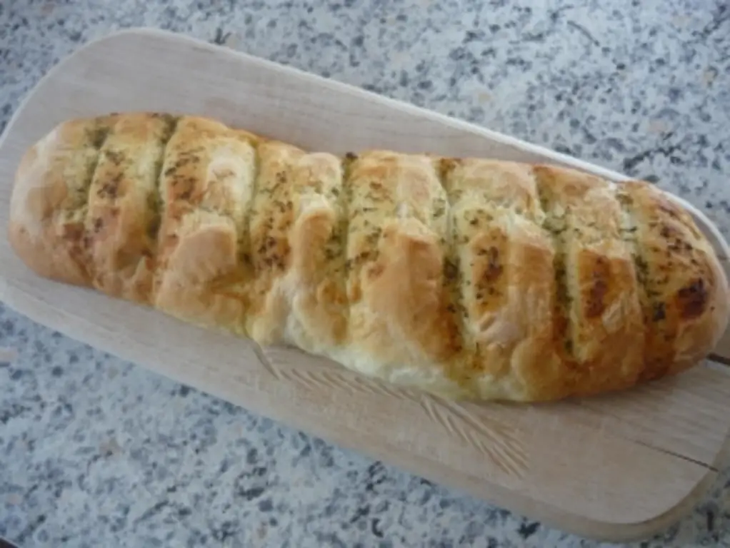 Сливочное масло с деревенскими травами