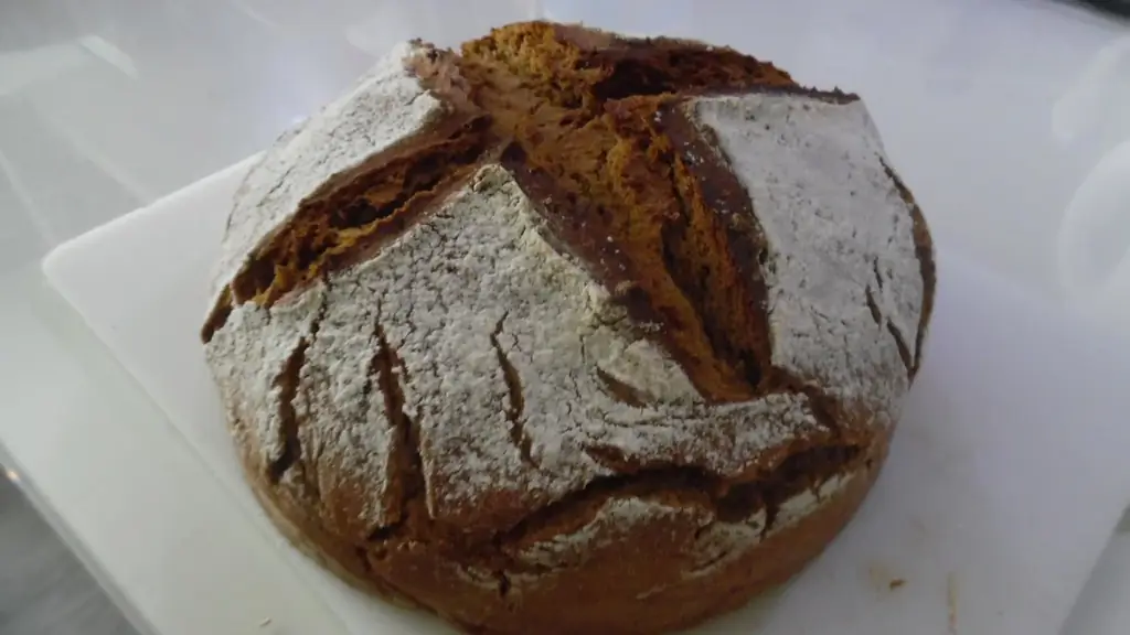 Хлеб с корочкой по-тирольски