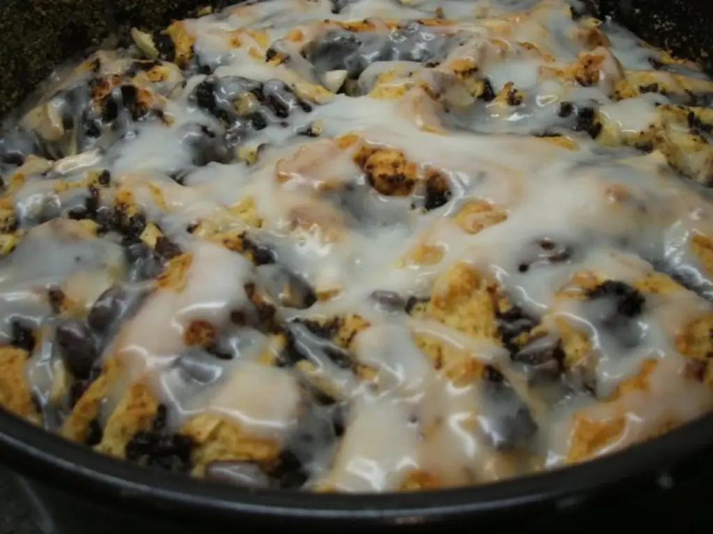 Выпечка: Розовый пирог с маком и яблоком