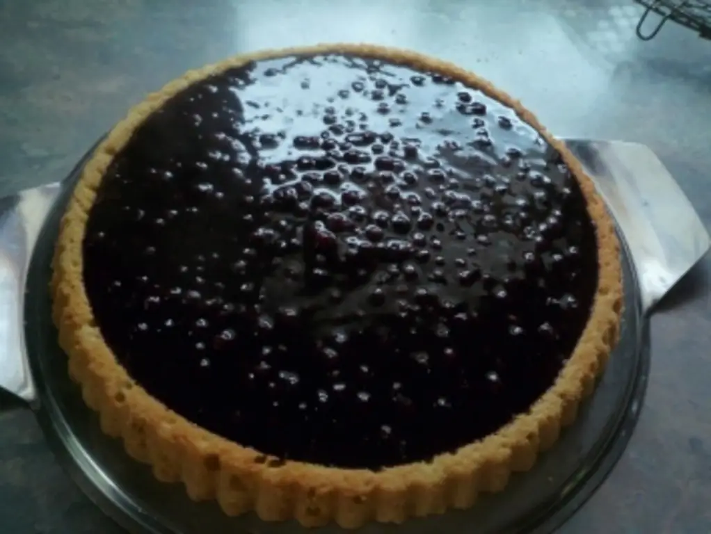 Черничный торт с маргарином и сахаром