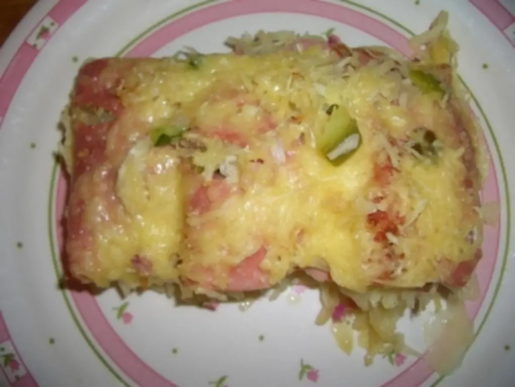 Рулетики с мясным рулетом