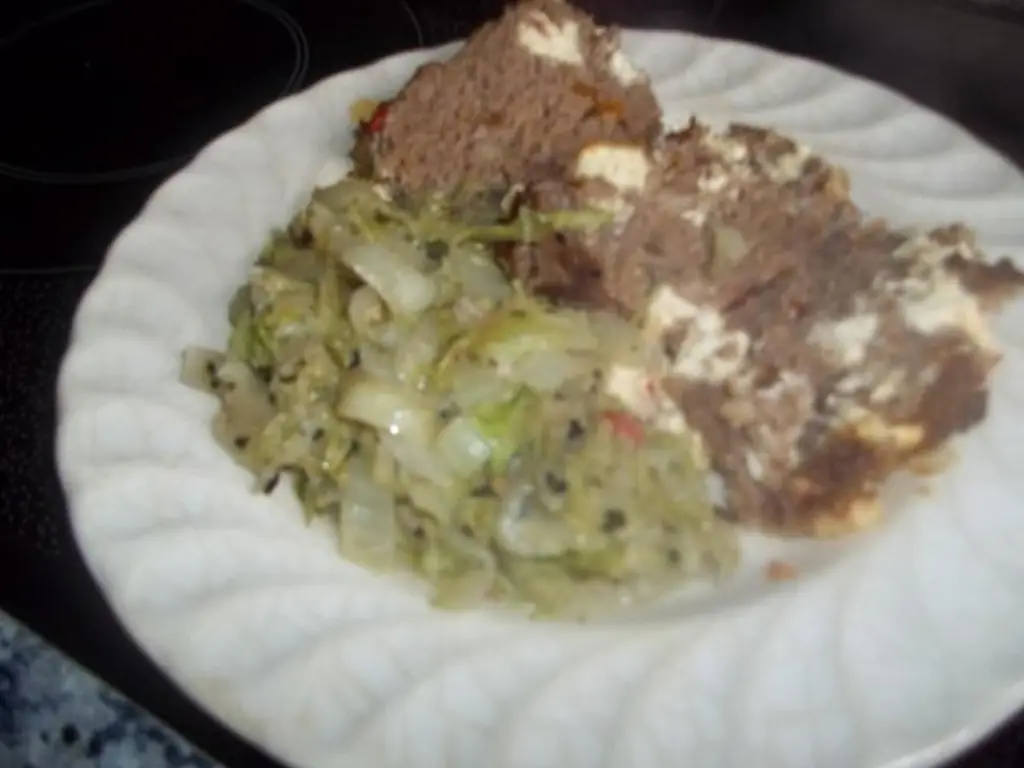 Мясной рулет с сыром фета