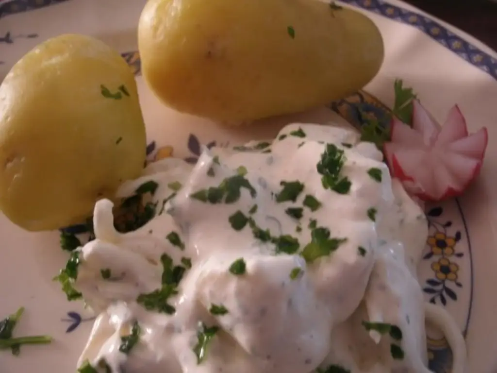Картошка в мундире с яблоком