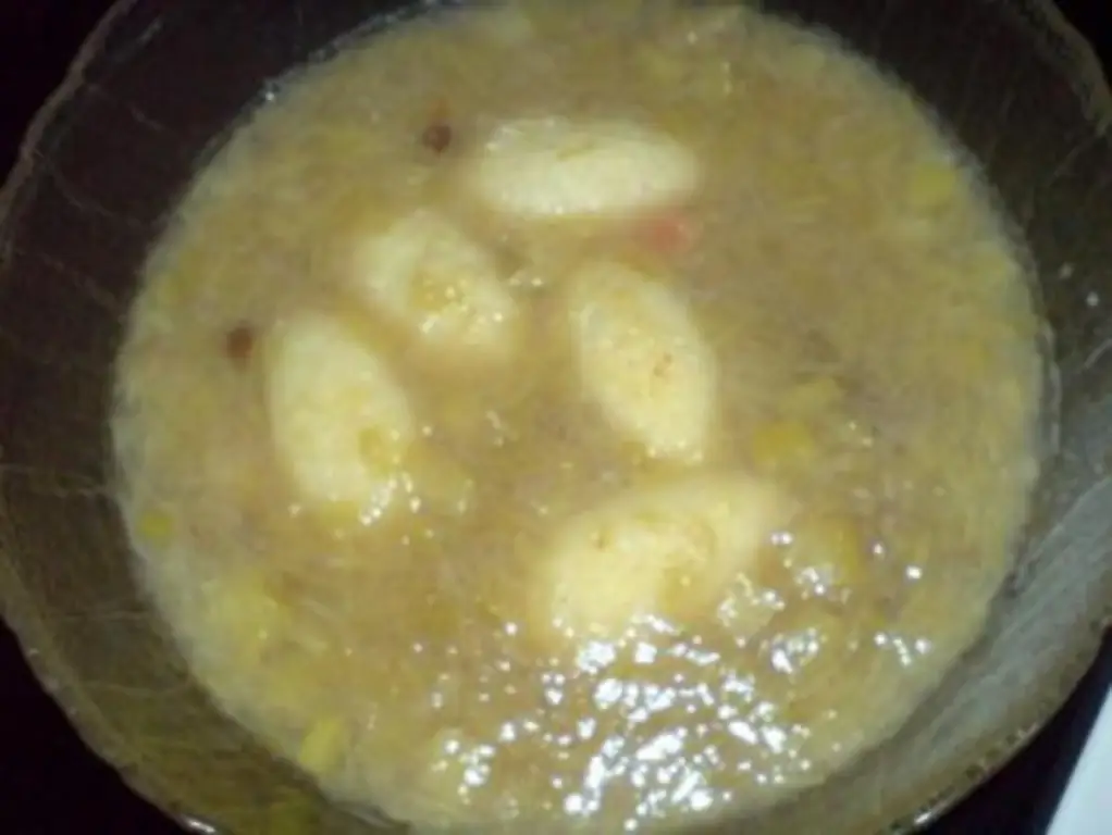 Суп из ревеня с комочками