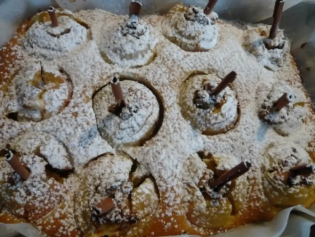 Печенный яблочный пирог Печеное яблоко в кляре, вкусное не только на Рождество