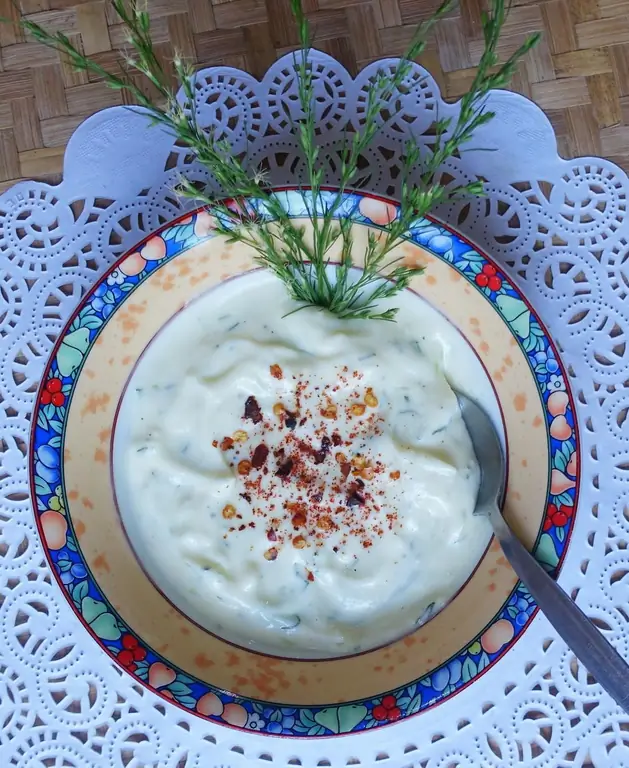 Экзотический йогурт с огурцом