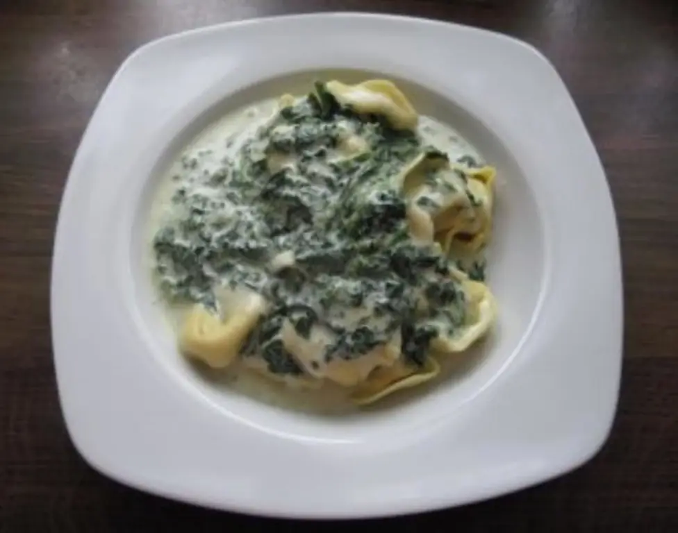 Мясные тортеллони с горгонзолой