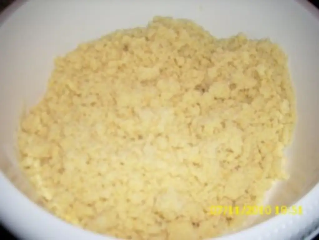 Торт с яблочной крошкой Ломтики яблока, верх и низ из крошки