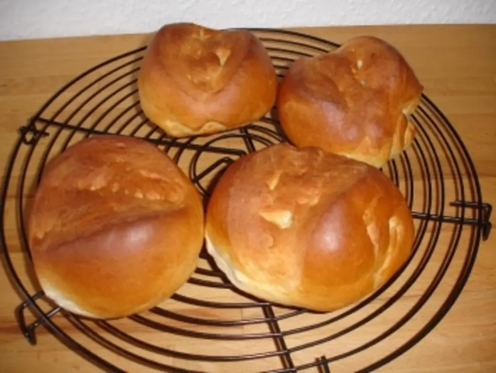 Швейцарские молочные булочки