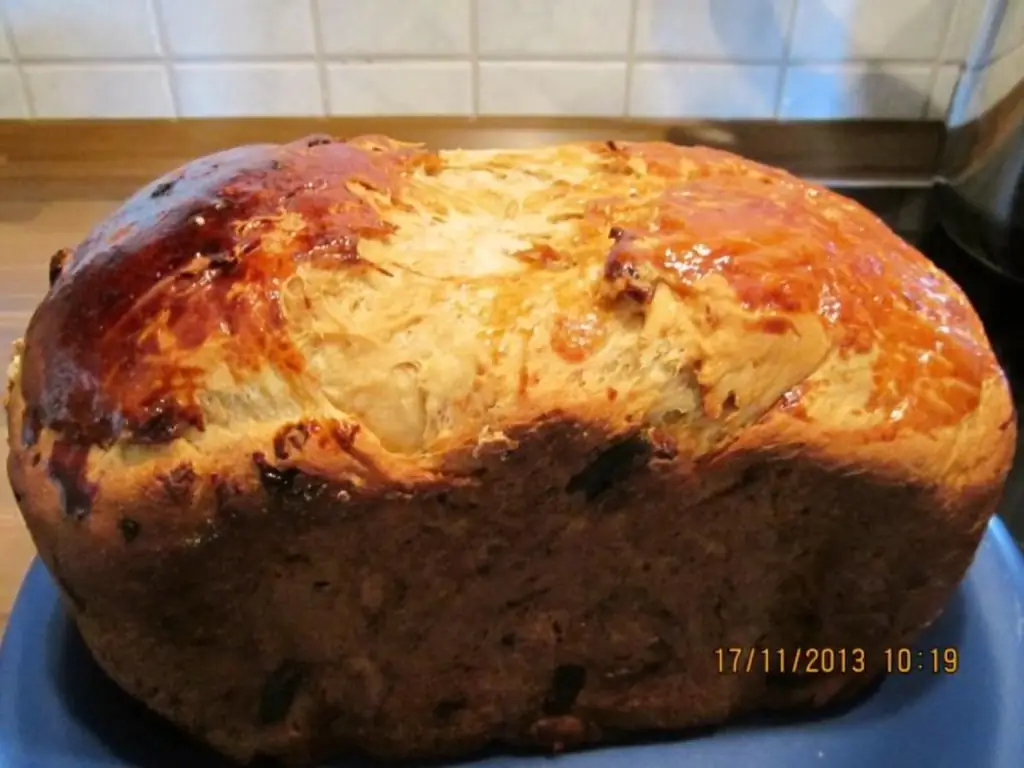 Хлеб с изюмом Мела