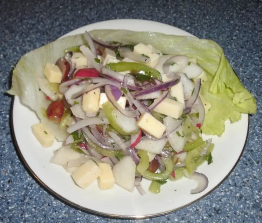 Осенний сырный салат
