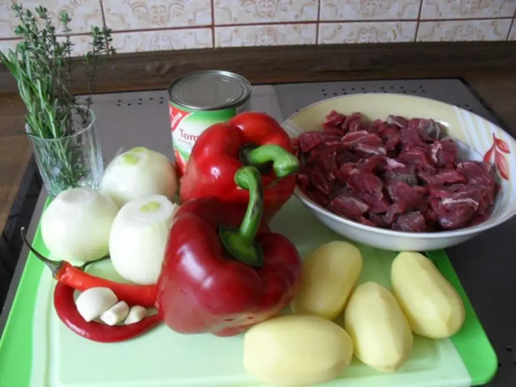 Легкий суп-гуляш