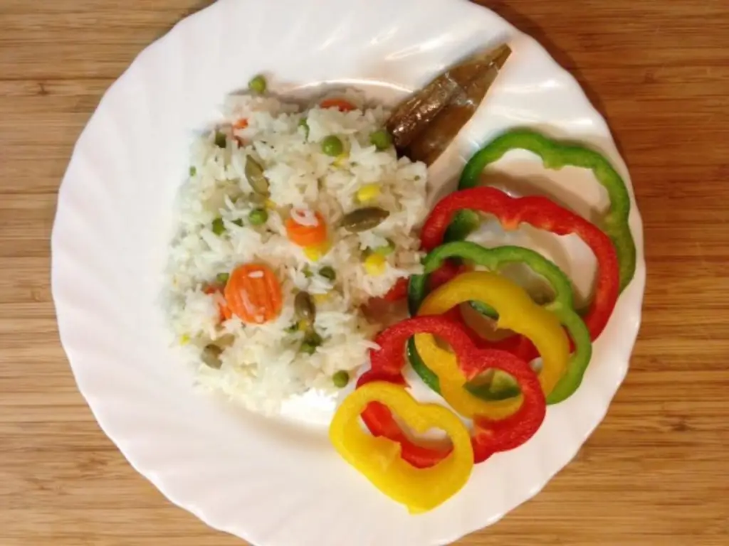 Красочный индийский рис