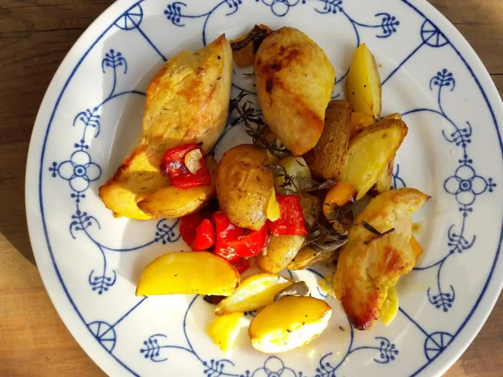 Курица с овощами
