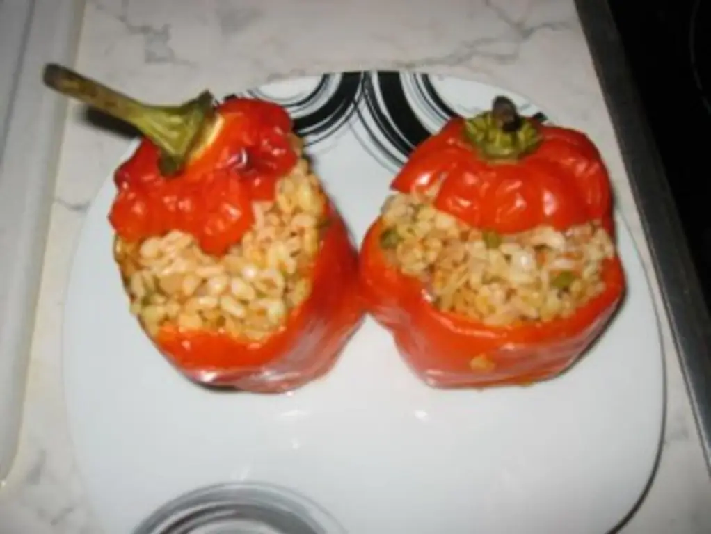 Перец, фаршированный нежной пшеницей