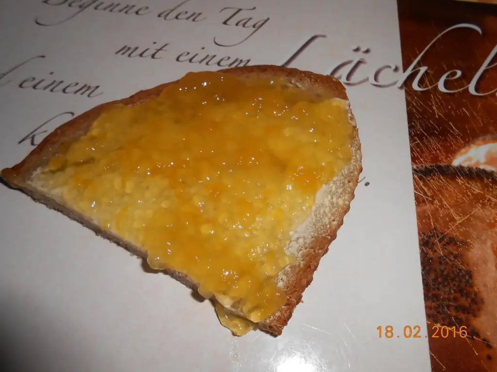 Апельсиновый мармелад, так что я приготовила что-то вкусненькое из последних нескольких апельсинов, которые уже немного завяли