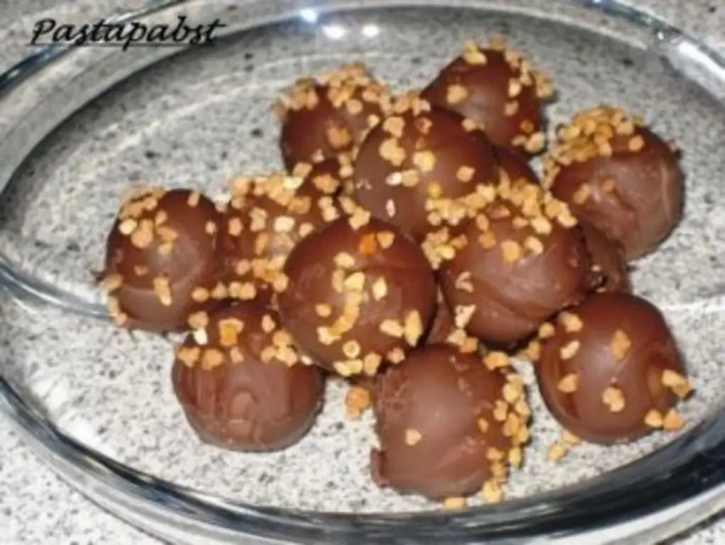 Пралине из фундука с молочным шоколадом и сливками