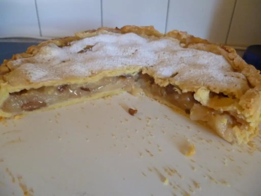 Яблочный пирог Шаци
