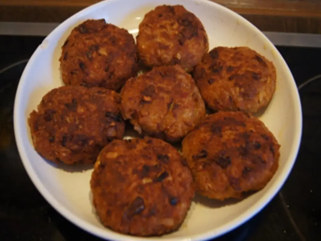 Фрикадельки с рисом