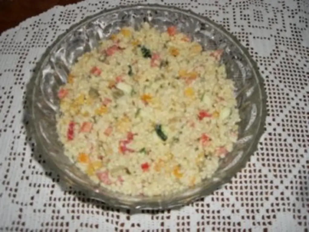 Салат из булгура с цельным булгуром + 1 ч.л. порошка овощного бульона и красного перца