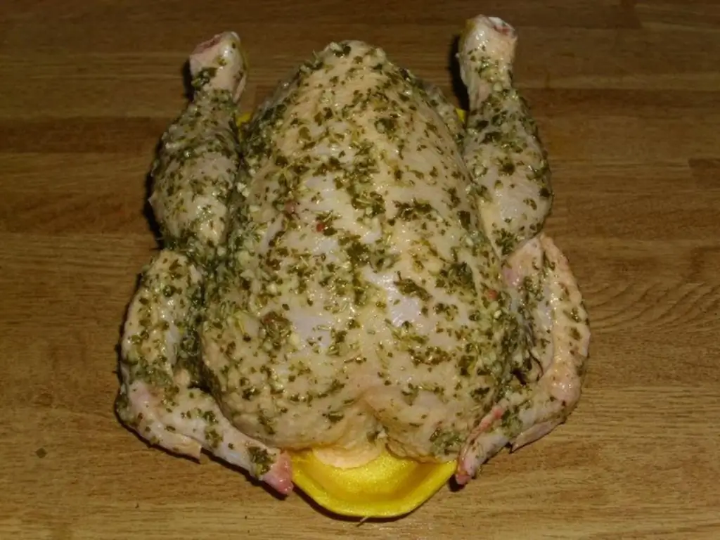 Курица дьяволо с зеленью