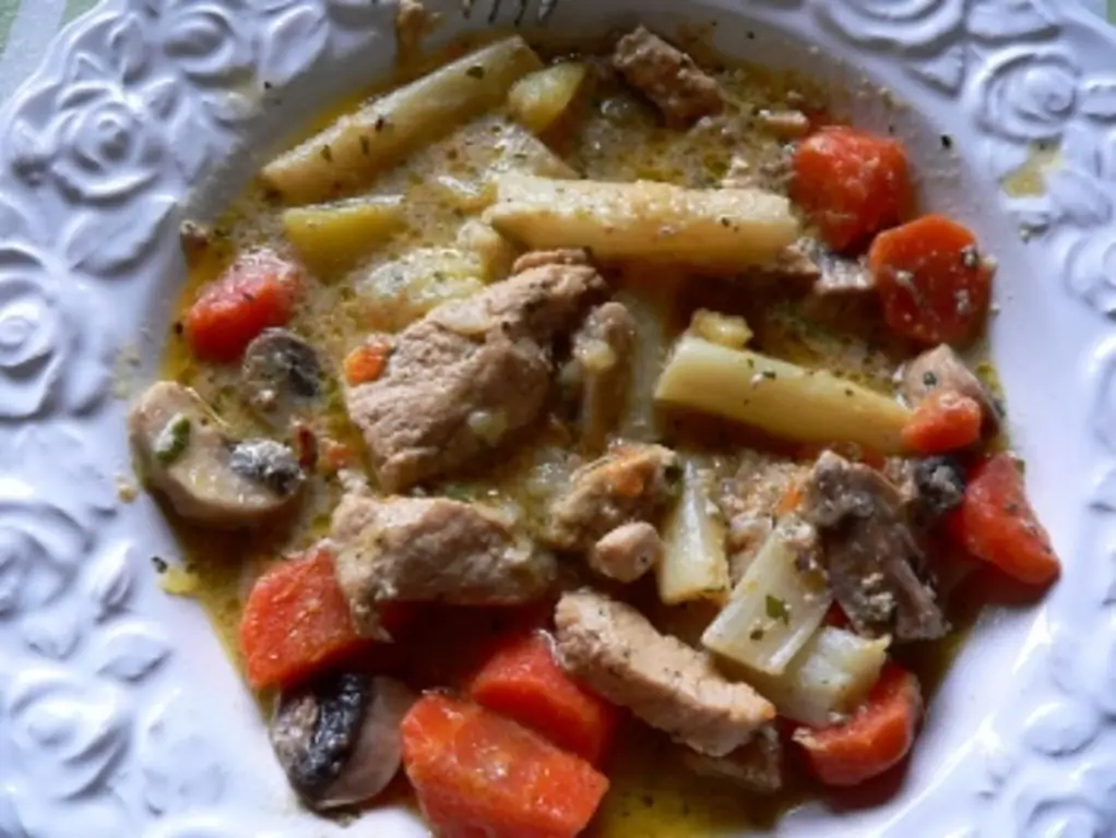 Рагу из спаржи Вегетарианцы могут отказаться от мяса, оно все равно вкусное