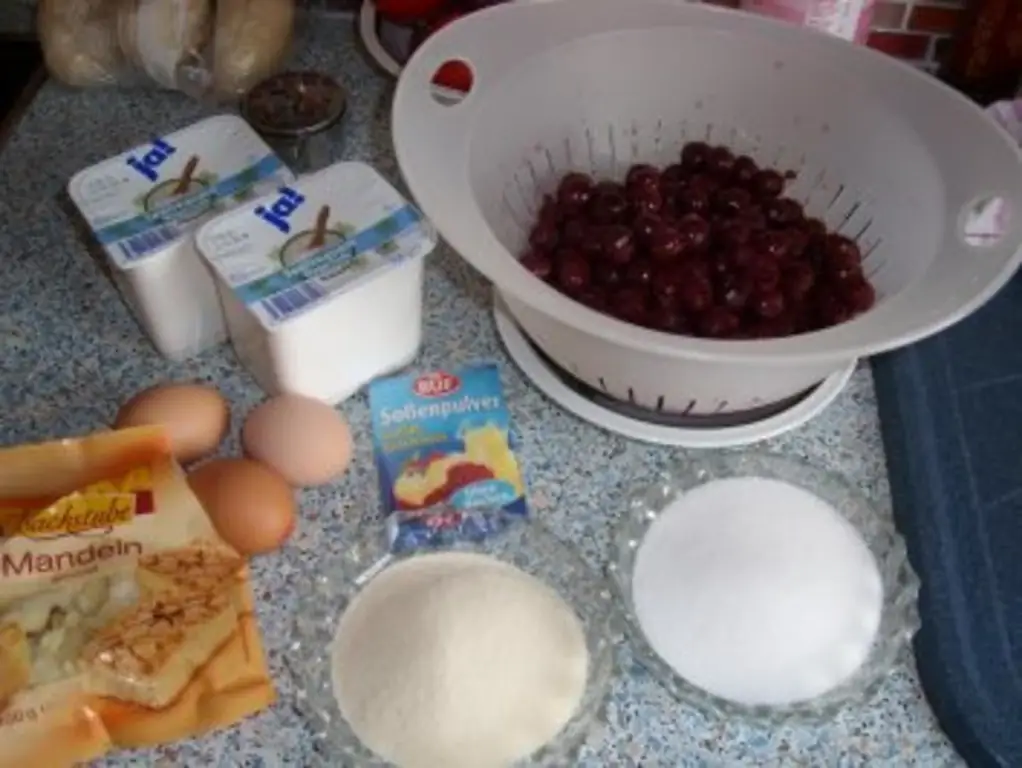 Кварцевая запеканка с вишней