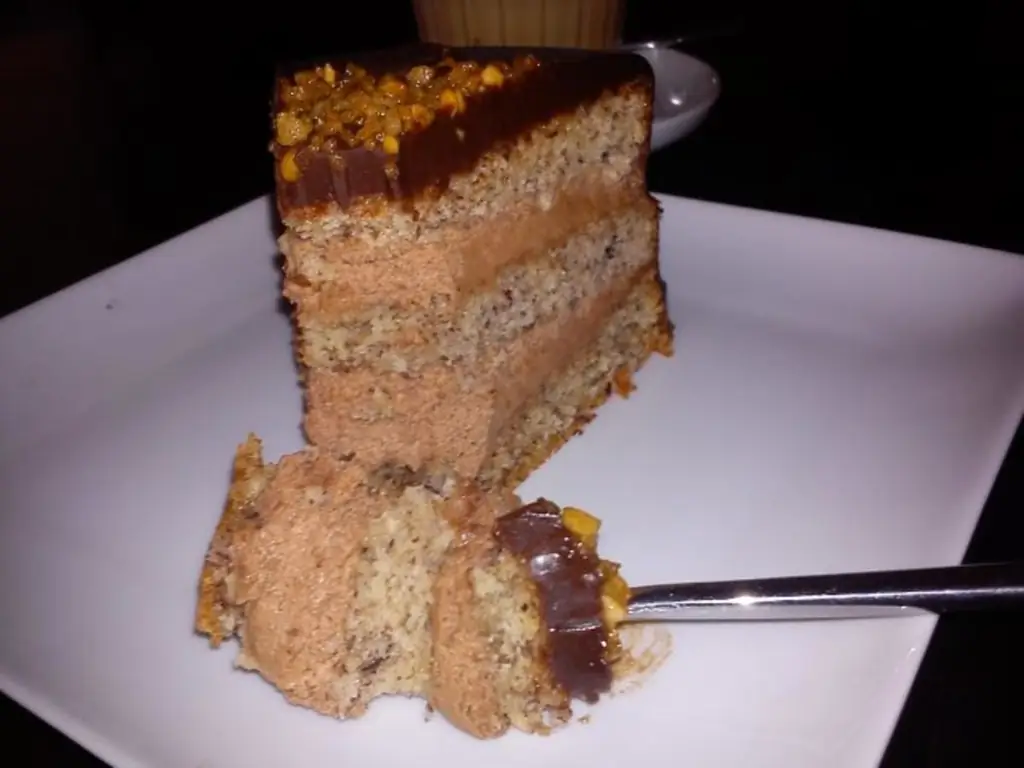 Nougatcremetorte Этот рецепт как-то сам собой придумался, я только начала печь орехово-шоколадный торт