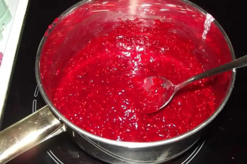 Малиновый пудинг из замороженной малины, очень вкусный