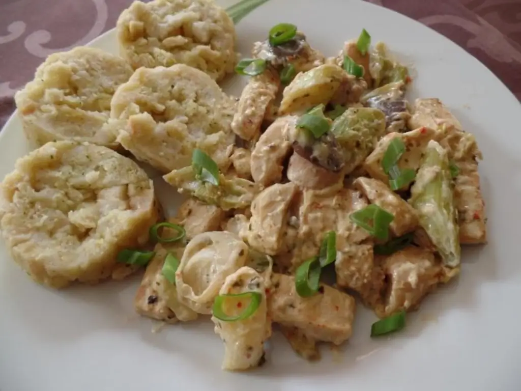 Полоски тофу с королевскими вешенками
