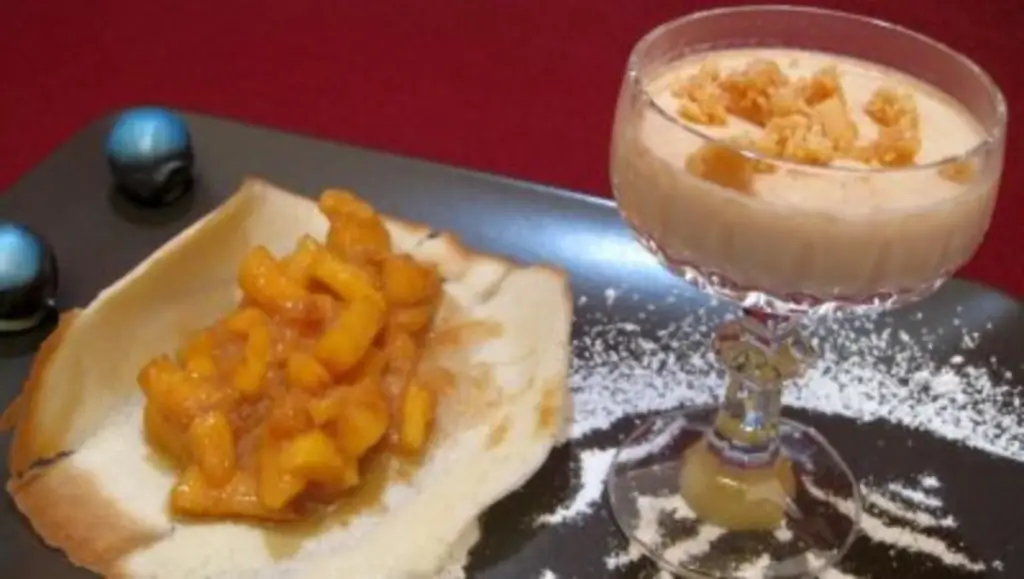 Panna Cöttchen, персик, пралине