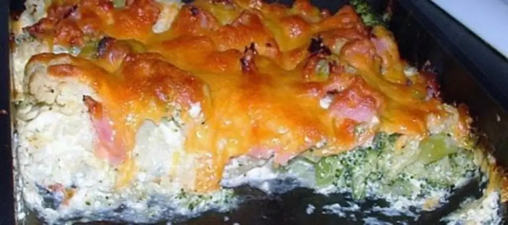 Картофельная запеканка с цветной капустой и брокколи