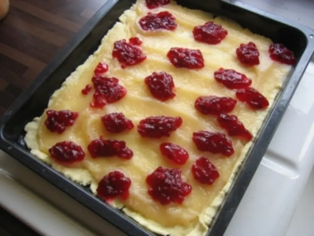 Яблочный соус целует клюкву