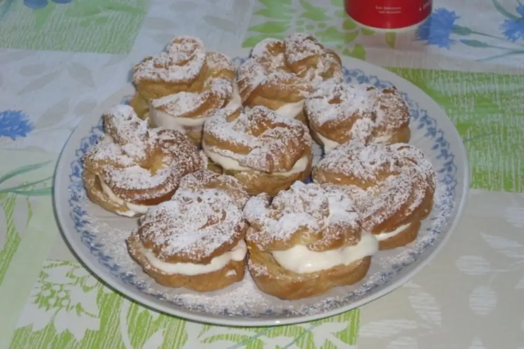 Сливочные пирожные с творогом